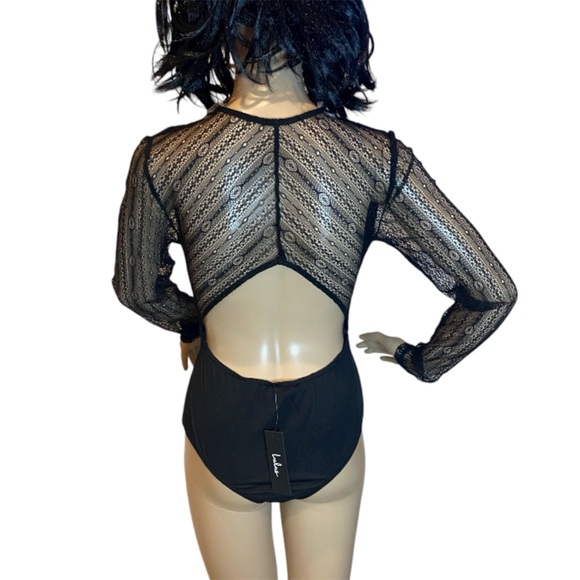 Lulus Casita Sexy Sheer Lace Long Sleeve Bodysuit Deep V-Neck Black Medium NWT - Picture 7 of 14